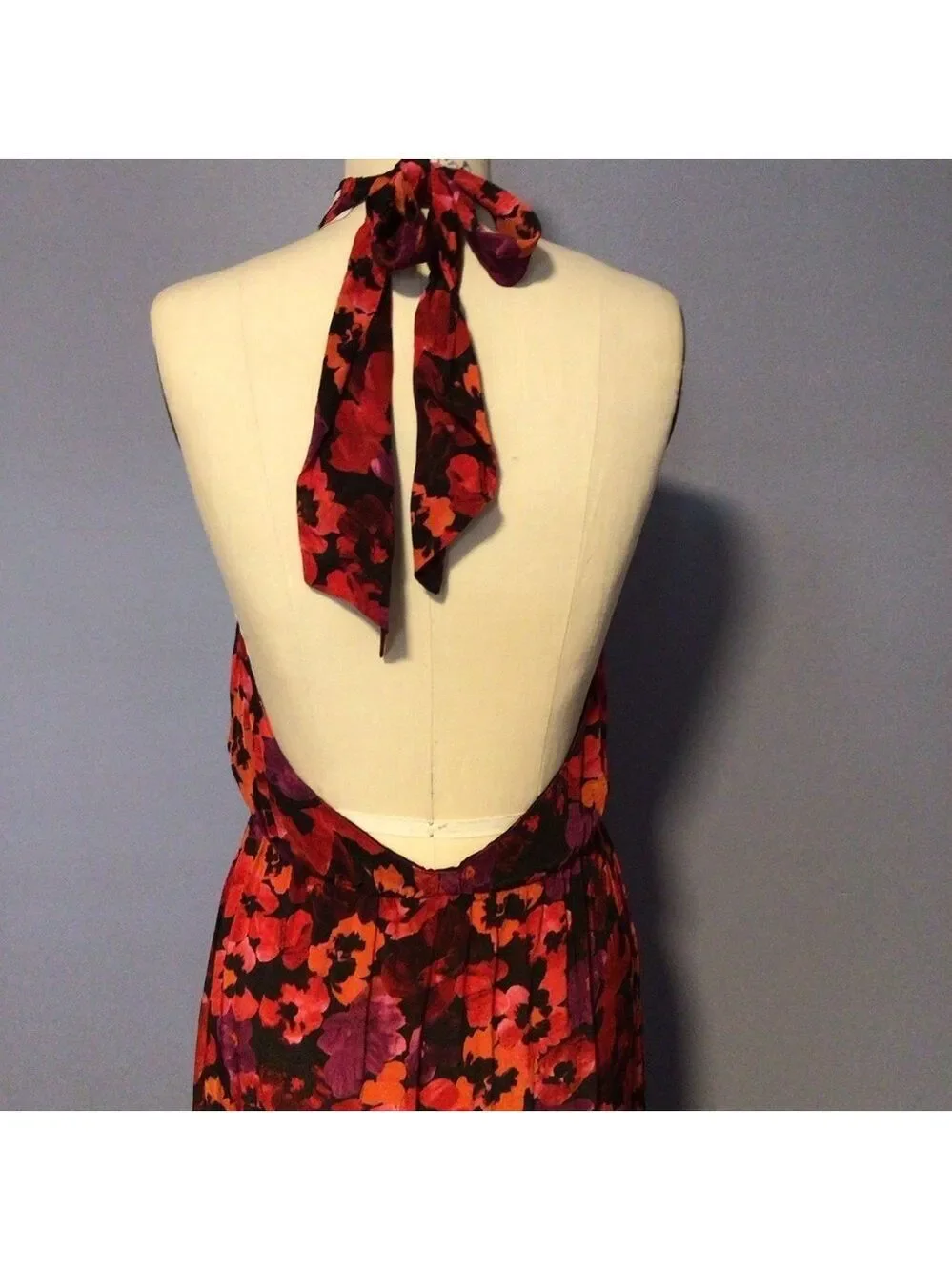 SAYLOR Audie Dress Sz M Red Black Pink Floral Midi - Picture 7 of 9